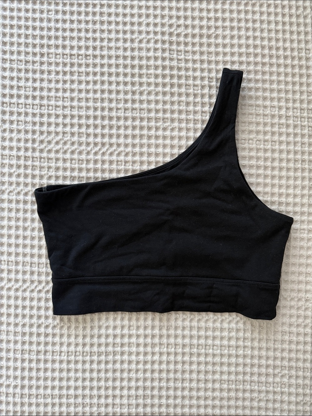 Forever 21 Black One-Shoulder Crop Top